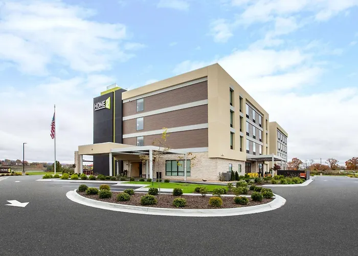 Dog Friendly Hotels in Lewisburg
