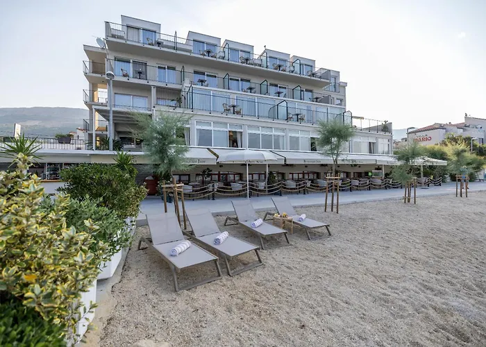 Dog Friendly Hotels in Podstrana