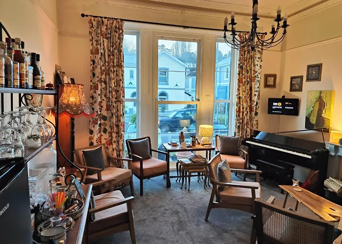 Dog Friendly Hotels in Torquay