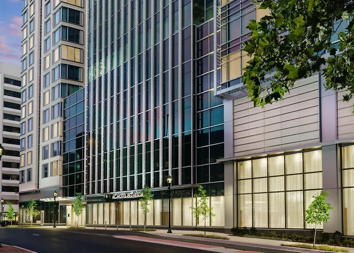 Dog Friendly Hotels in Bethesda