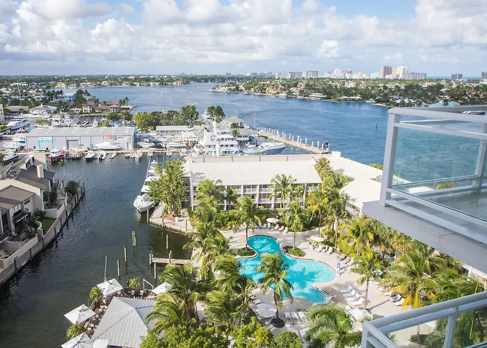 Dog Friendly Hotels in Fort Lauderdale