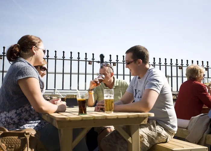 Dog Friendly Hotels in Deal