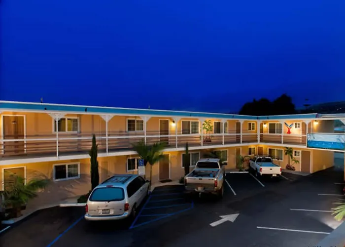 Dog Friendly Hotels in Ventura