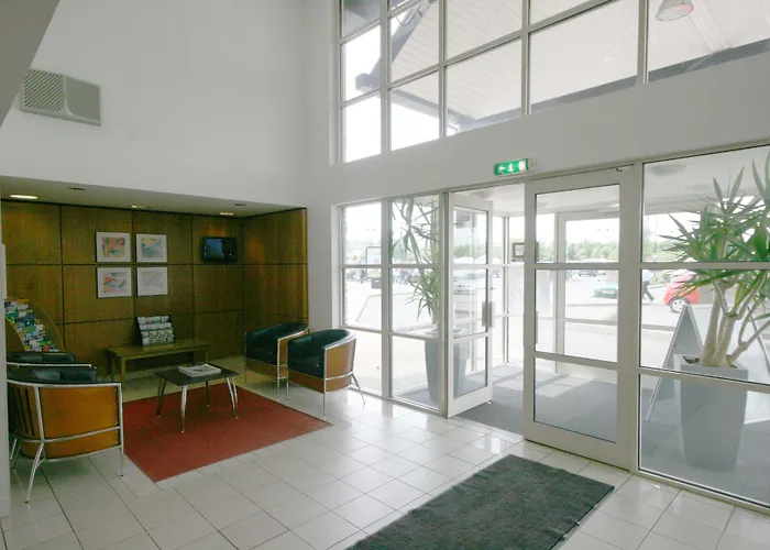 Dog Friendly Hotels in Peterborough