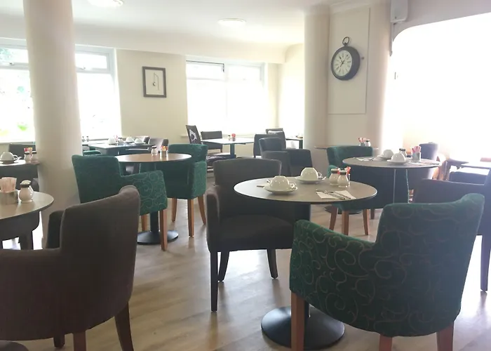 Dog Friendly Hotels in Lyndhurst
