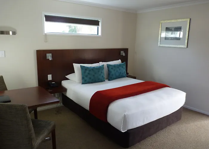 Dog Friendly Hotels in Hamilton