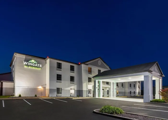 Dog Friendly Hotels in Grove City