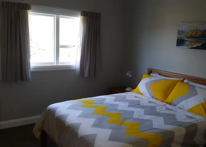 Dog Friendly Hotels in Picton