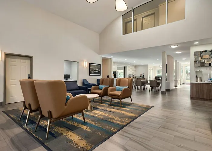 Dog Friendly Hotels in Richmond