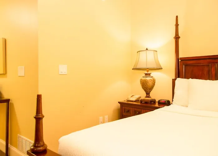 Dog Friendly Hotels in Moose Jaw