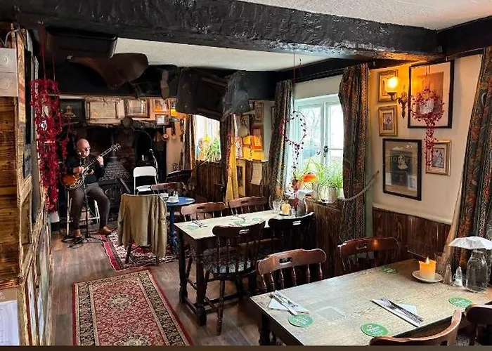 Dog Friendly Hotels in Devizes