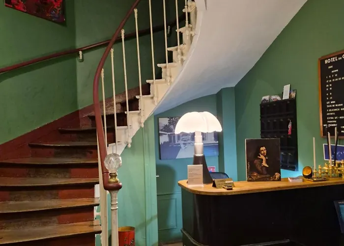 Dog Friendly Hotels in Tours