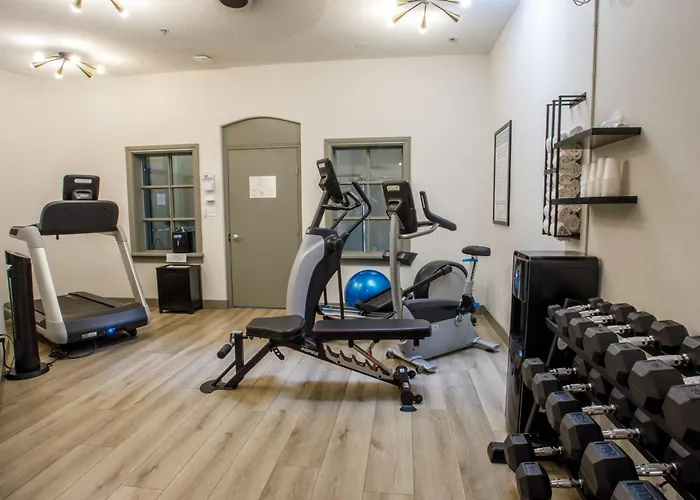 Dog Friendly Hotels in Vernon