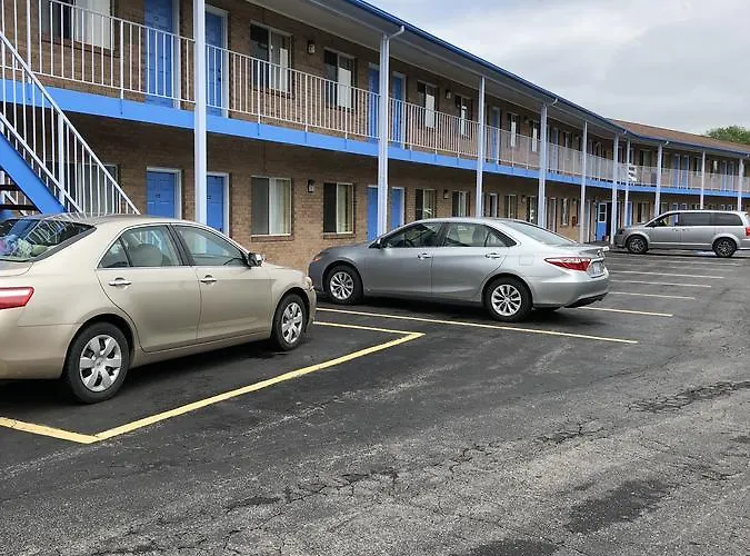 Dog Friendly Hotels in Jonesville