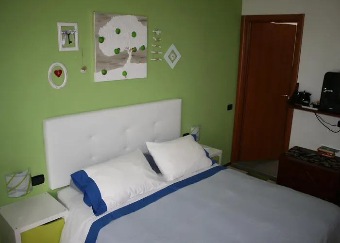 Dog Friendly Hotels in Varenna